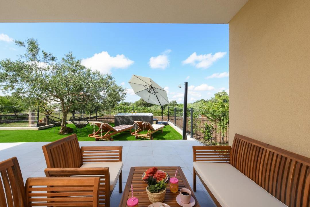 Photo of Patio Balcony in Lovinac
