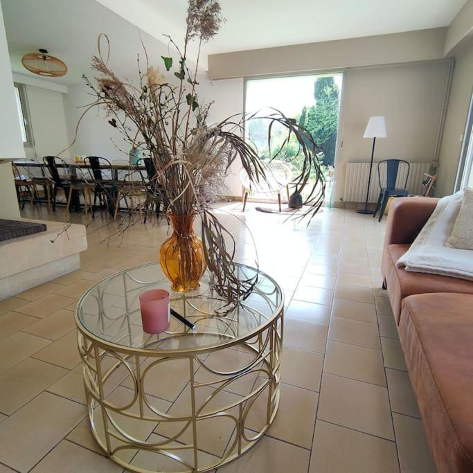 Photo of Livingroom in Saint-Germain-sur-Bresle