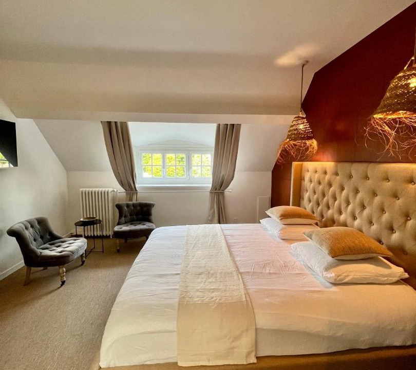 Photo of Others in Isques