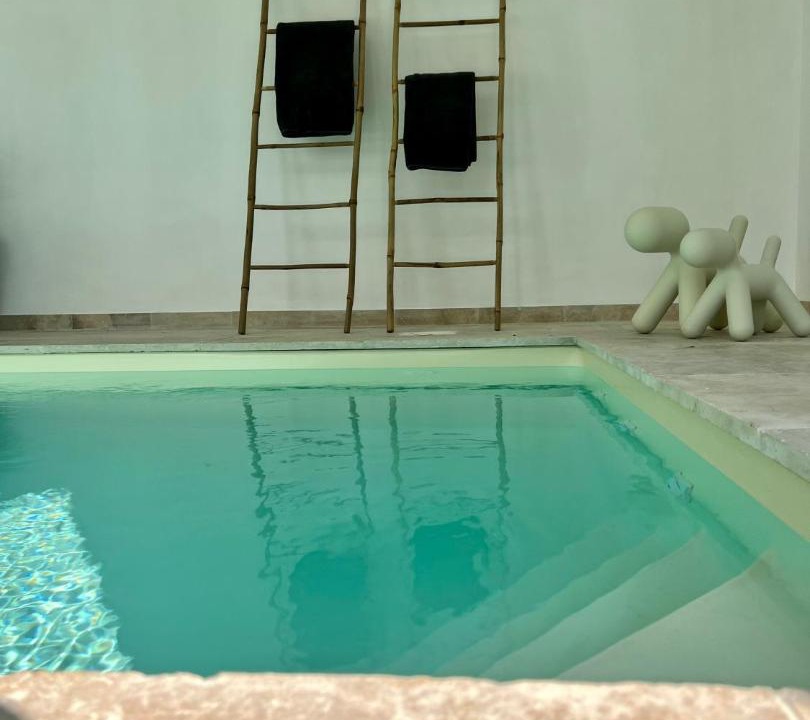 Photo of Others in Isques