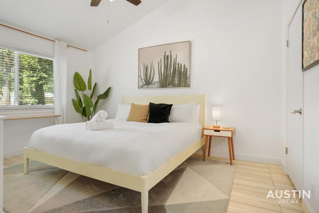 Photo of Bedroom in North University