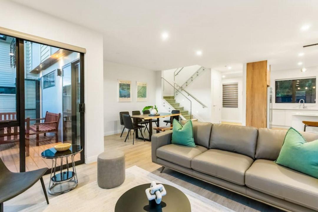 Photo of Others in Sandringham