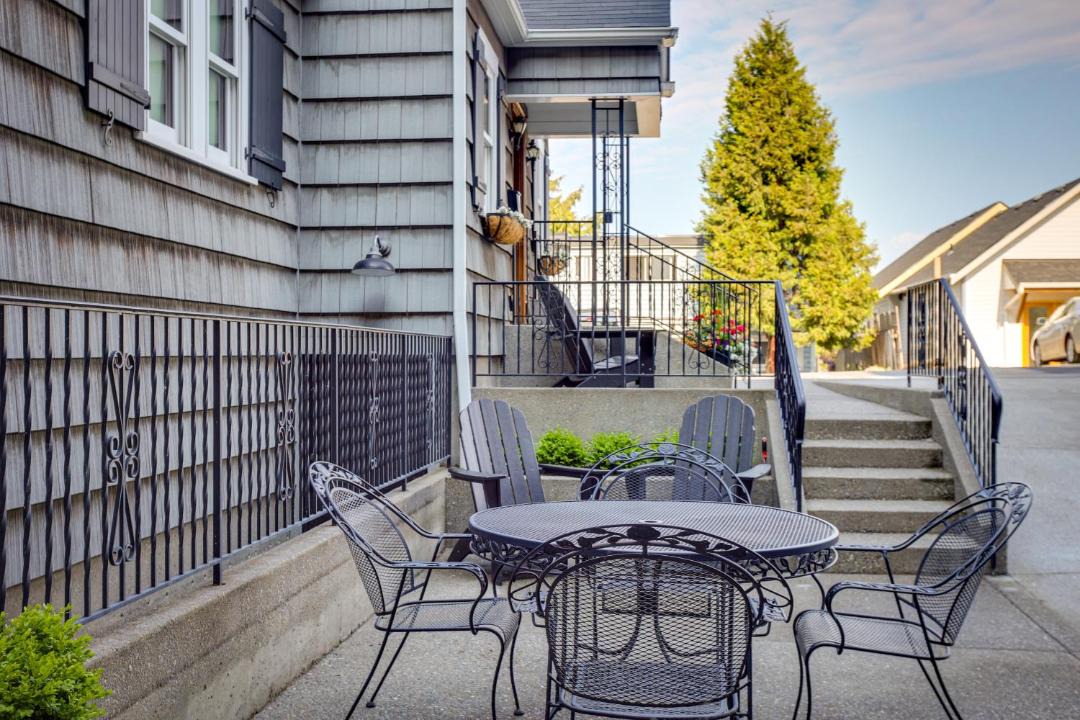 Photo of Others in West End