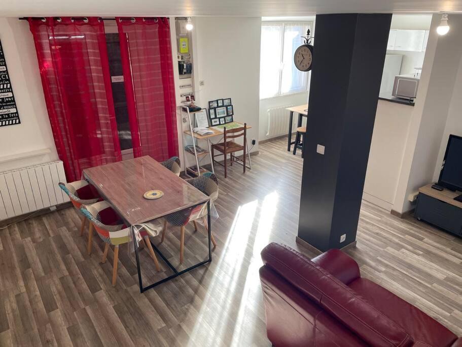 Photo of Others in Banne