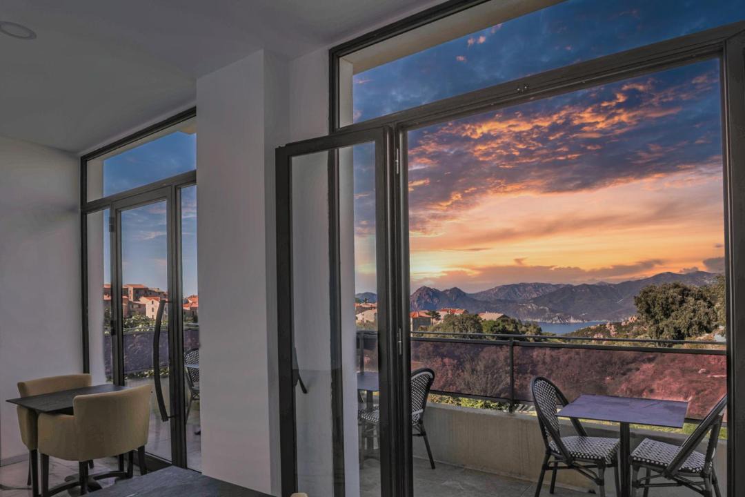 Photo of Patio Balcony in Piana