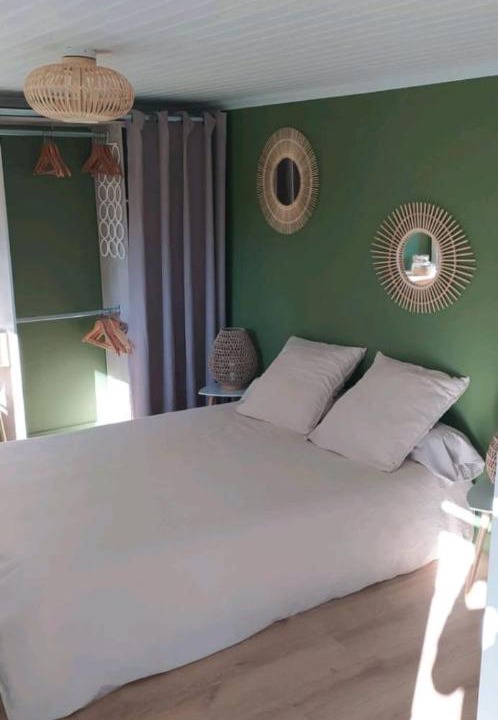 Photo of Bedroom in Les Hauts de Saint-Aubin