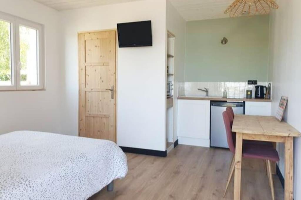 Photo of Others in Saint-Yan