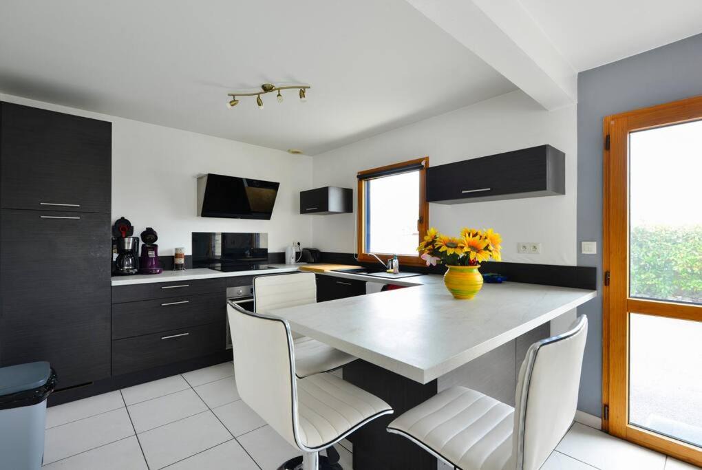 Photo of Others in Crach