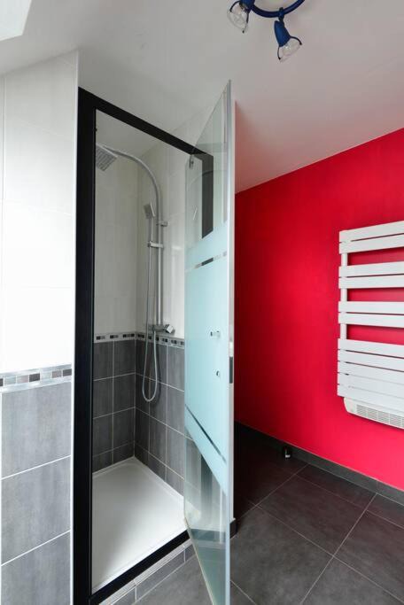 Photo of Others in Crach