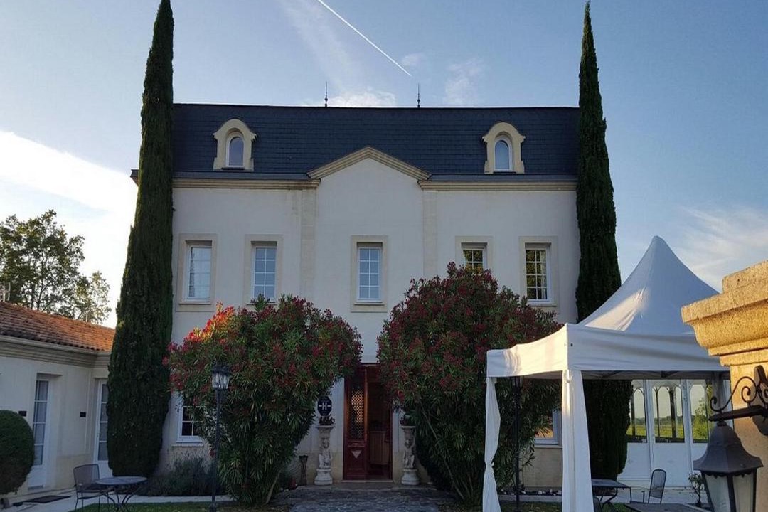 Photo of Buildings in Margaux