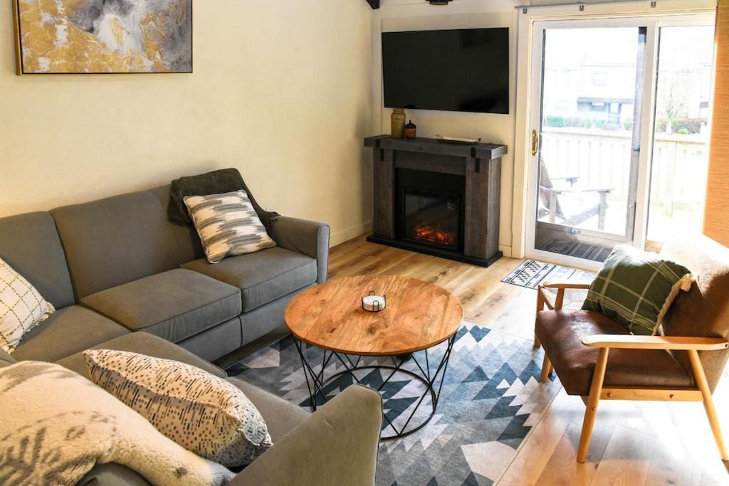 Photo of Others in Blodgett Mills