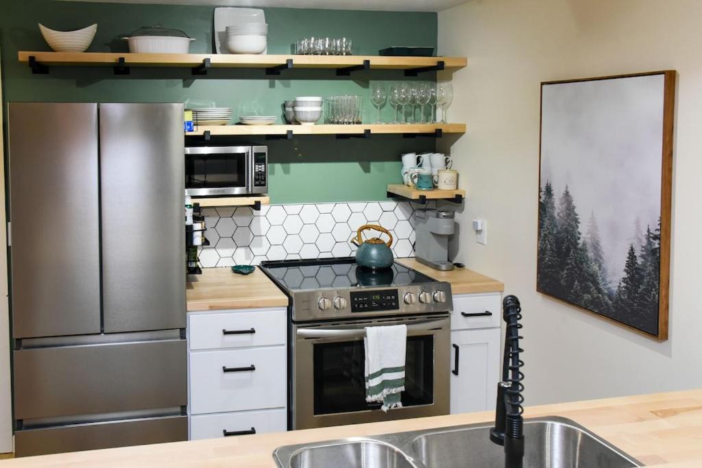 Photo of Others in Blodgett Mills