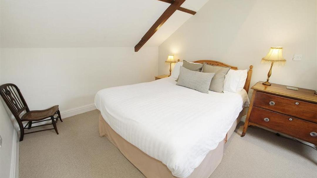 Photo of Others in Crynant