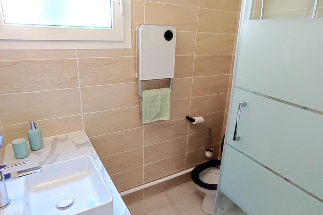 Photo of Bathroom in Residence Las Rebes Batiment
