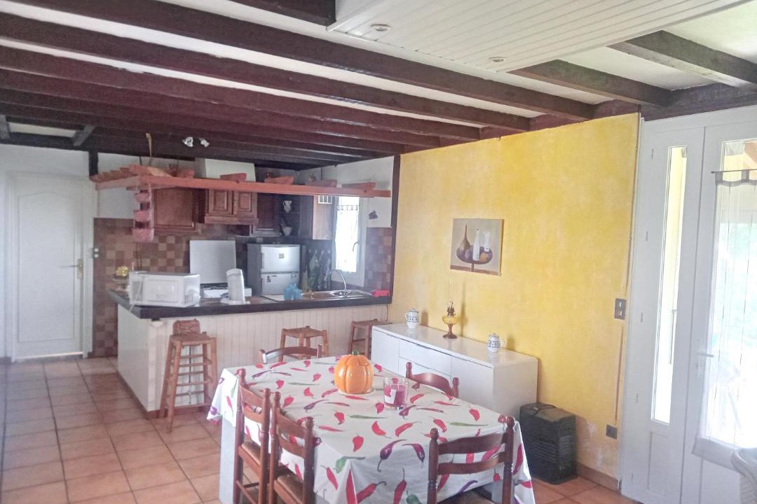 Photo of Livingroom in Arnaud-Guilhem