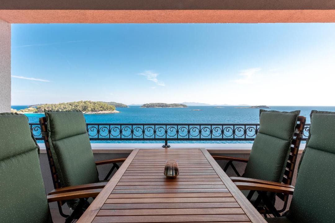 Photo of Patio Balcony in Blato