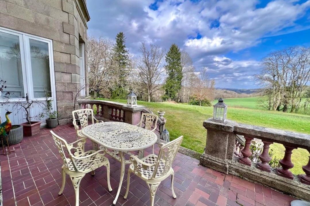Photo of Patio Balcony in Saint-Just-le-Martel
