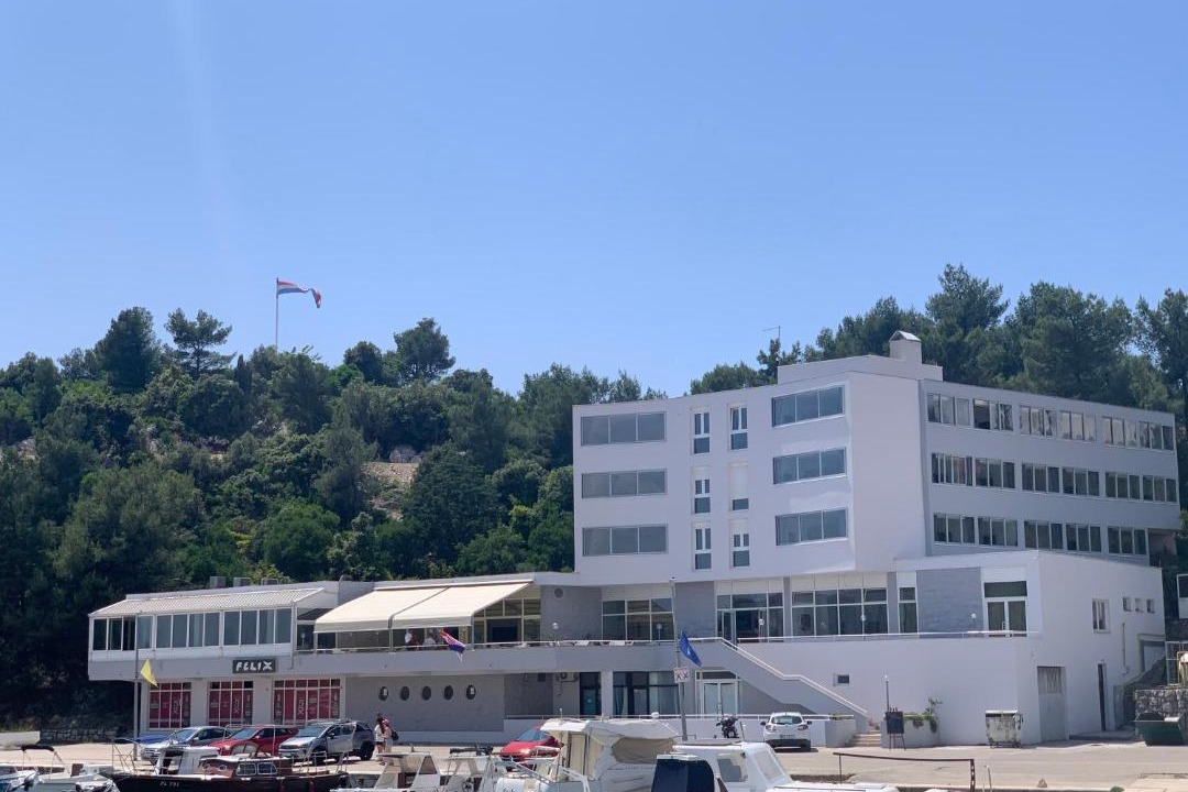 Photo of Others in Ploce