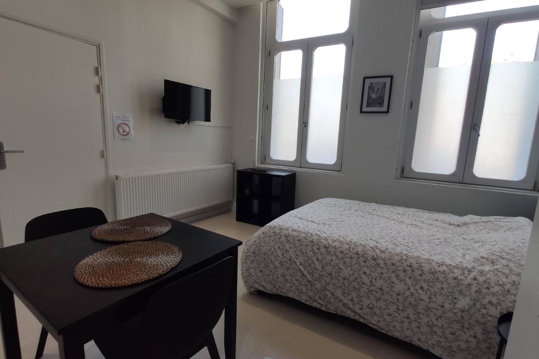 Photo of Bedroom in Valenciennes