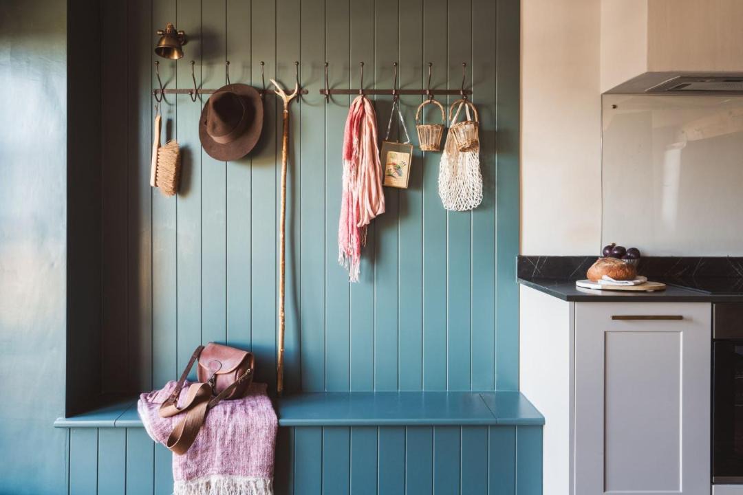 Photo of Human In Picture in Bradninch