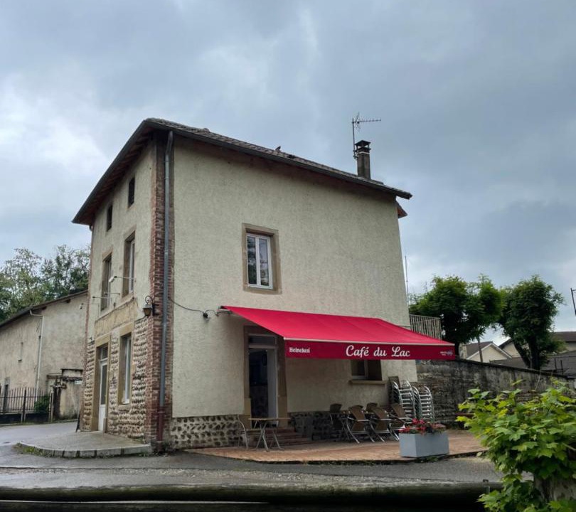 Photo of Others in Manthes