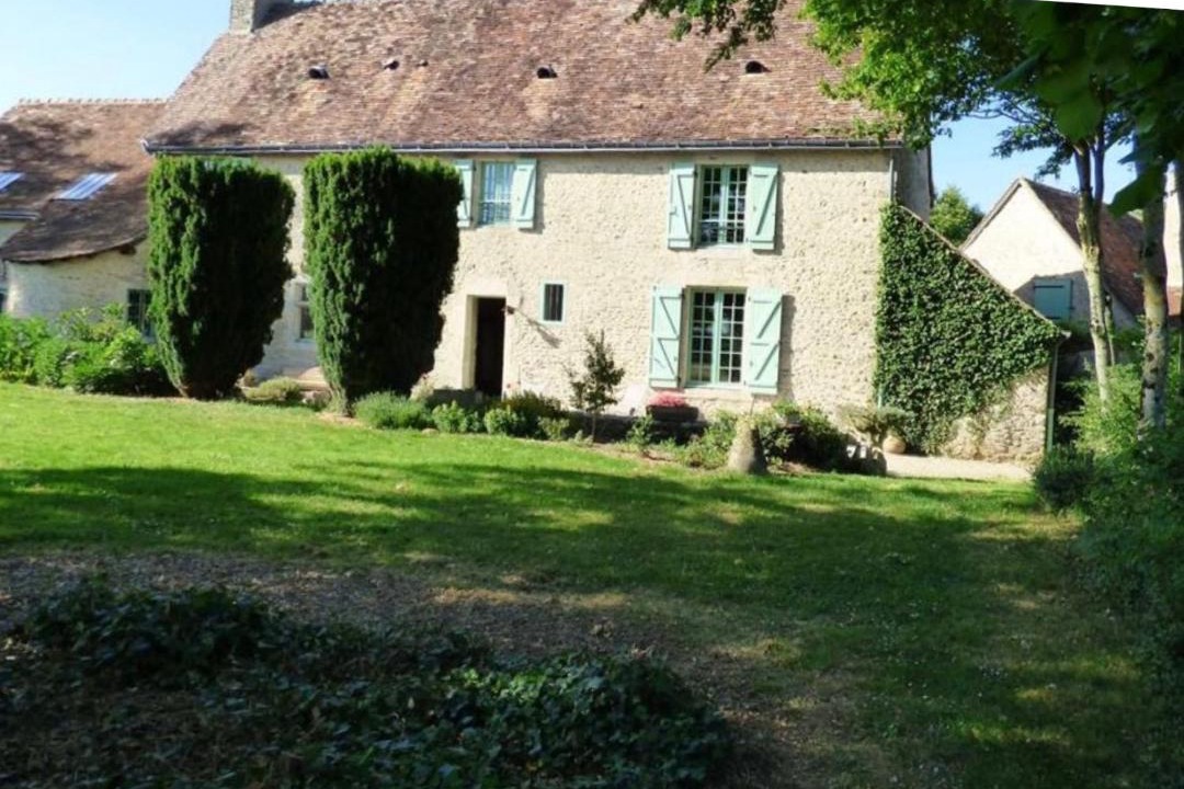 Photo of Buildings in Amne