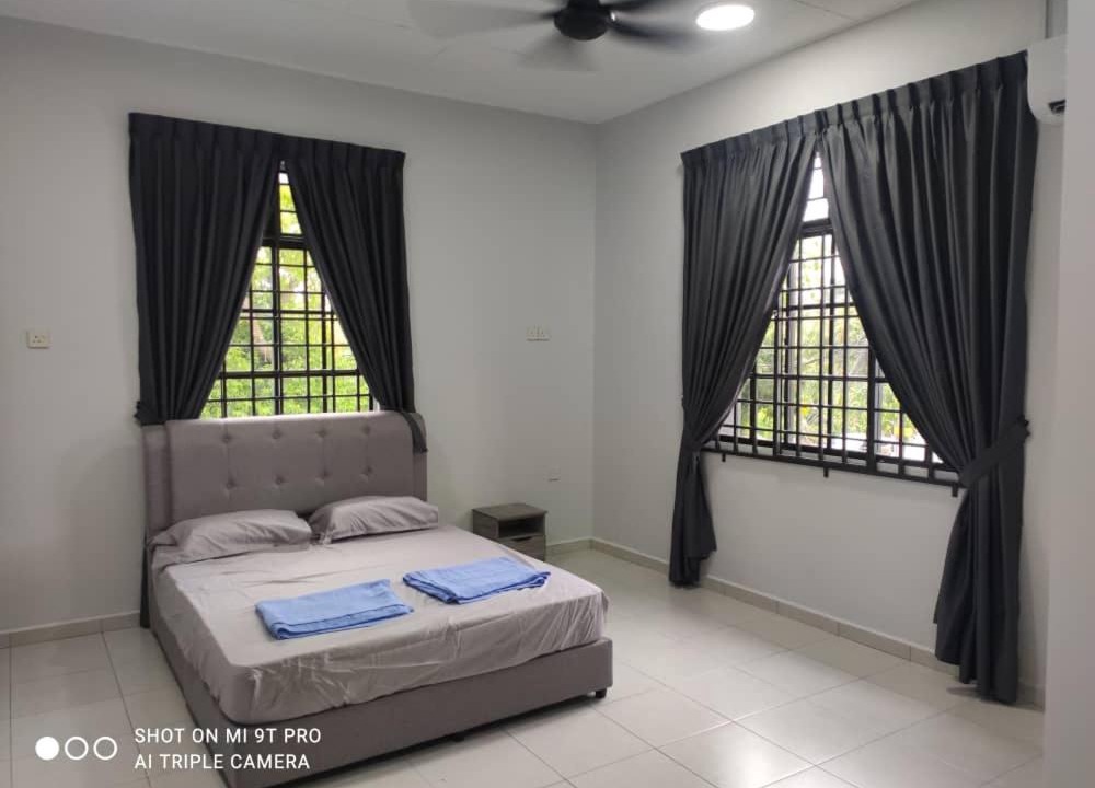 Photo of Bedroom in Bukit Bakri