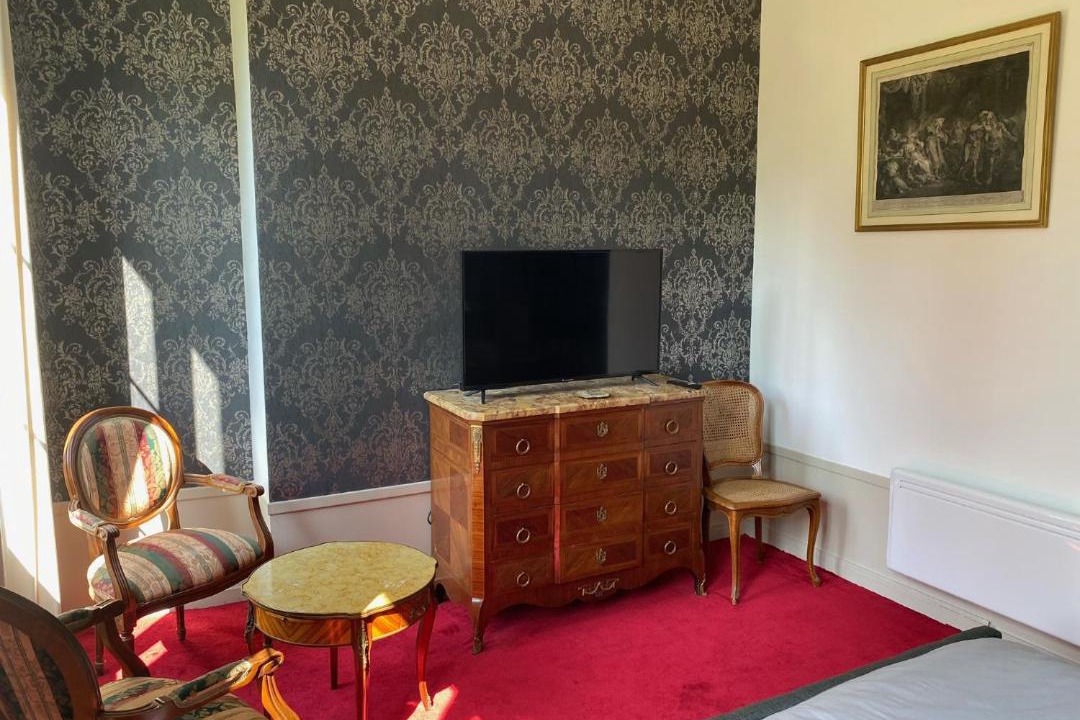 Photo of Others in Brehemont