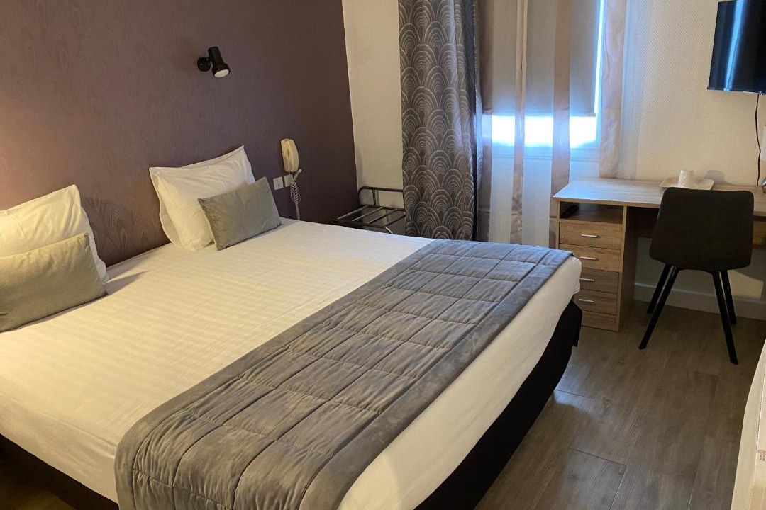 Photo of Others in Dun-le-Palestel