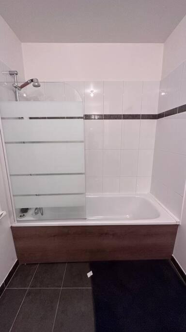 Photo of Others in Fleury-Merogis