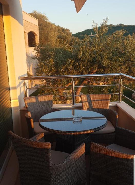 Photo of Patio Balcony in Duba