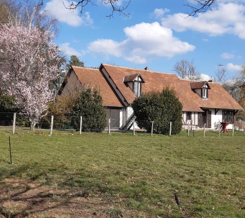 Photo of Others in Chaumont-sur-Tharonne