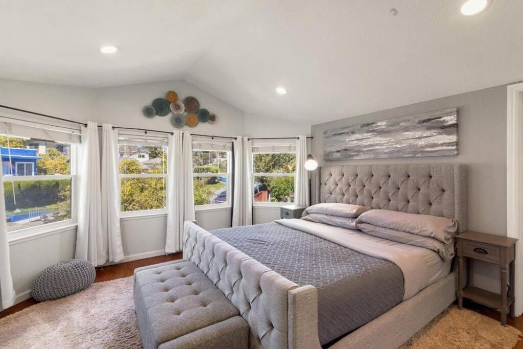 Photo of Others in Sharp Park