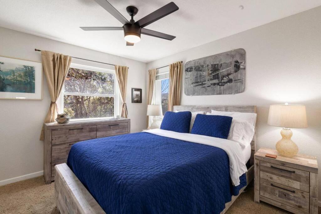 Photo of Others in Sharp Park