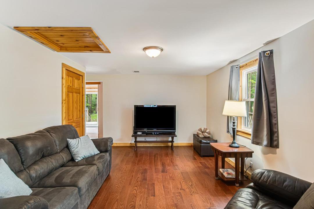 Photo of Livingroom in Mather