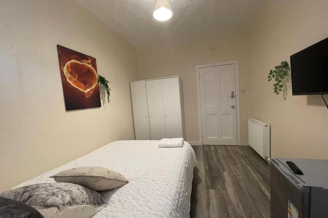 Photo of Others in Glasgow