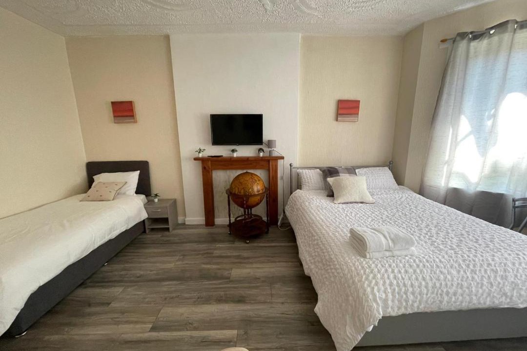 Photo of Others in Glasgow