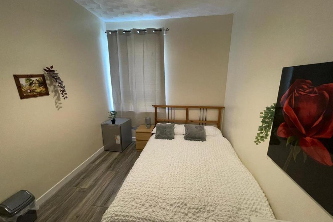 Photo of Others in Glasgow