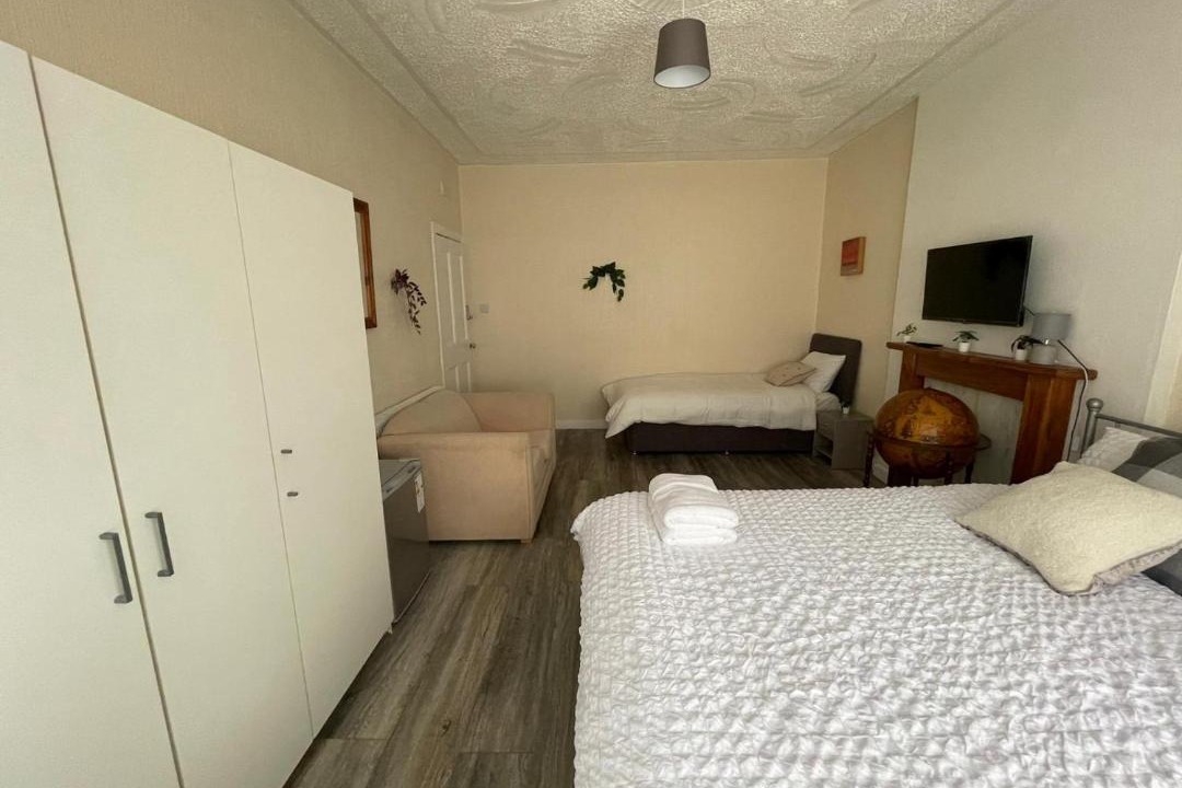 Photo of Others in Glasgow