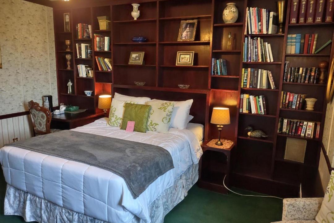 Photo of Bedroom in Cobourg