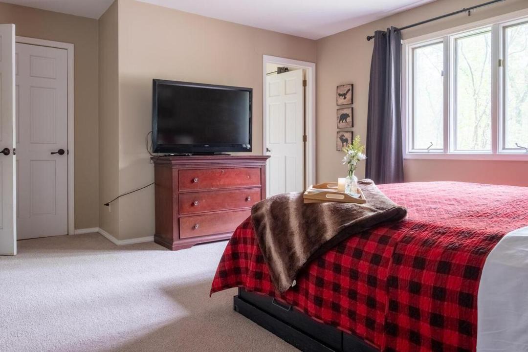 Photo of Others in Helmsburg