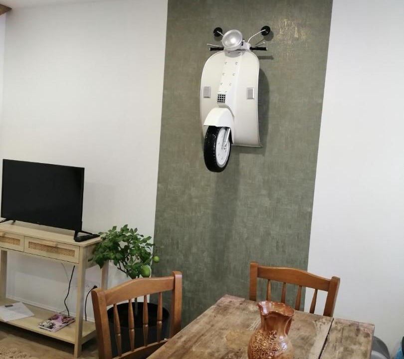 Photo of Others in Arrest