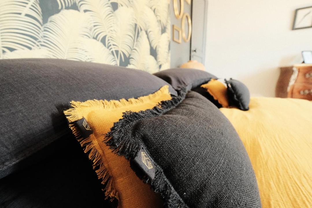 Photo of Others in Lamarque