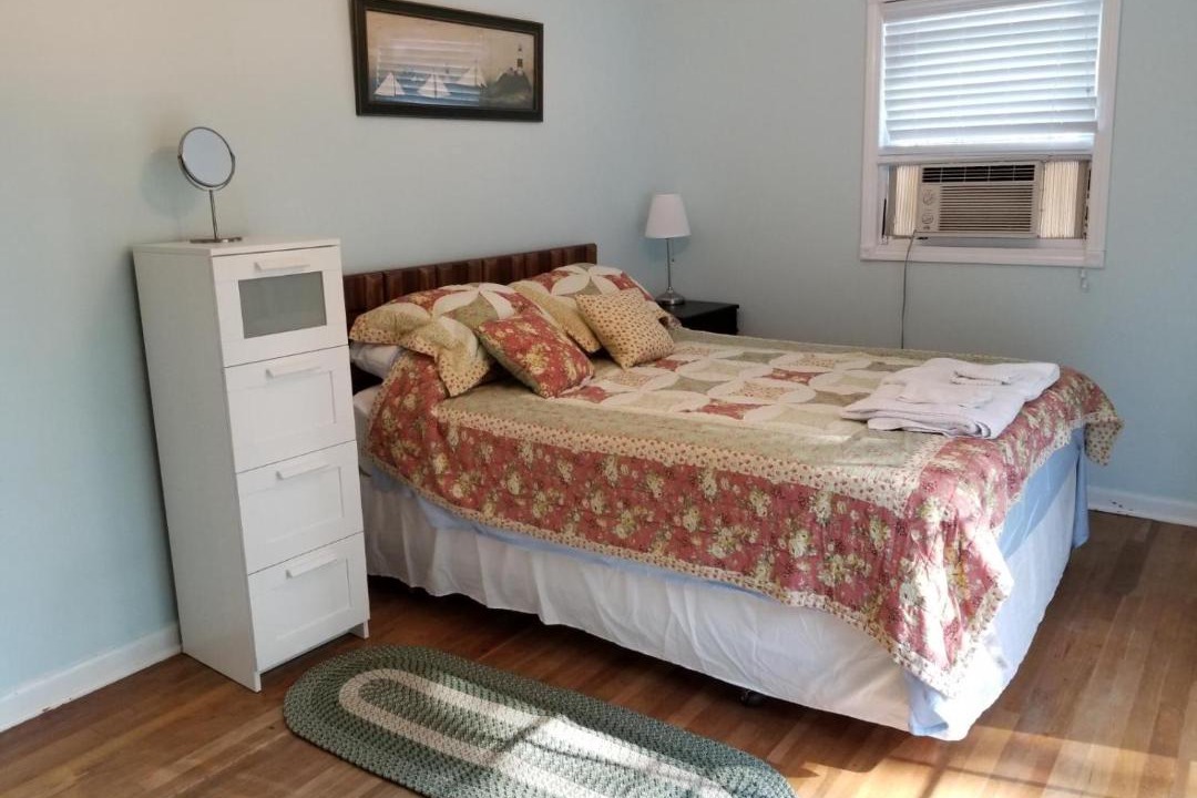 Photo of Others in Saybrook Manor