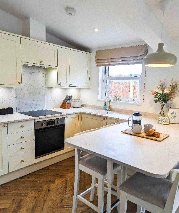 Photo of Kitchen in Etchinghill