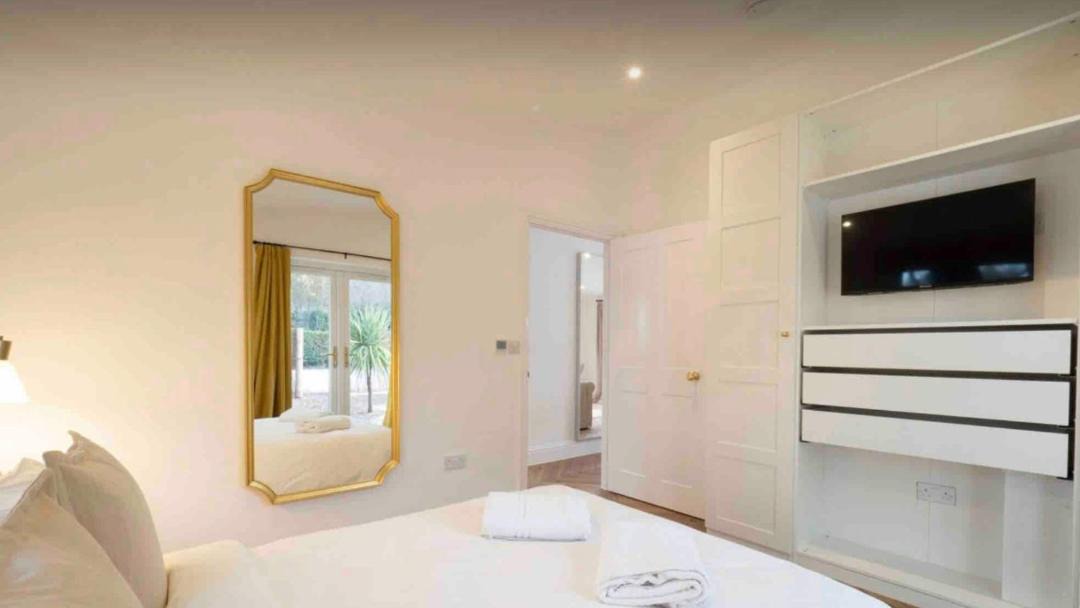 Photo of Bedroom in Etchinghill