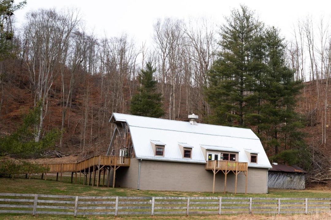 Photo of Others in Gnaw Bone