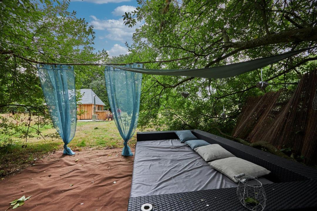 Photo of Others in Cresseveuille