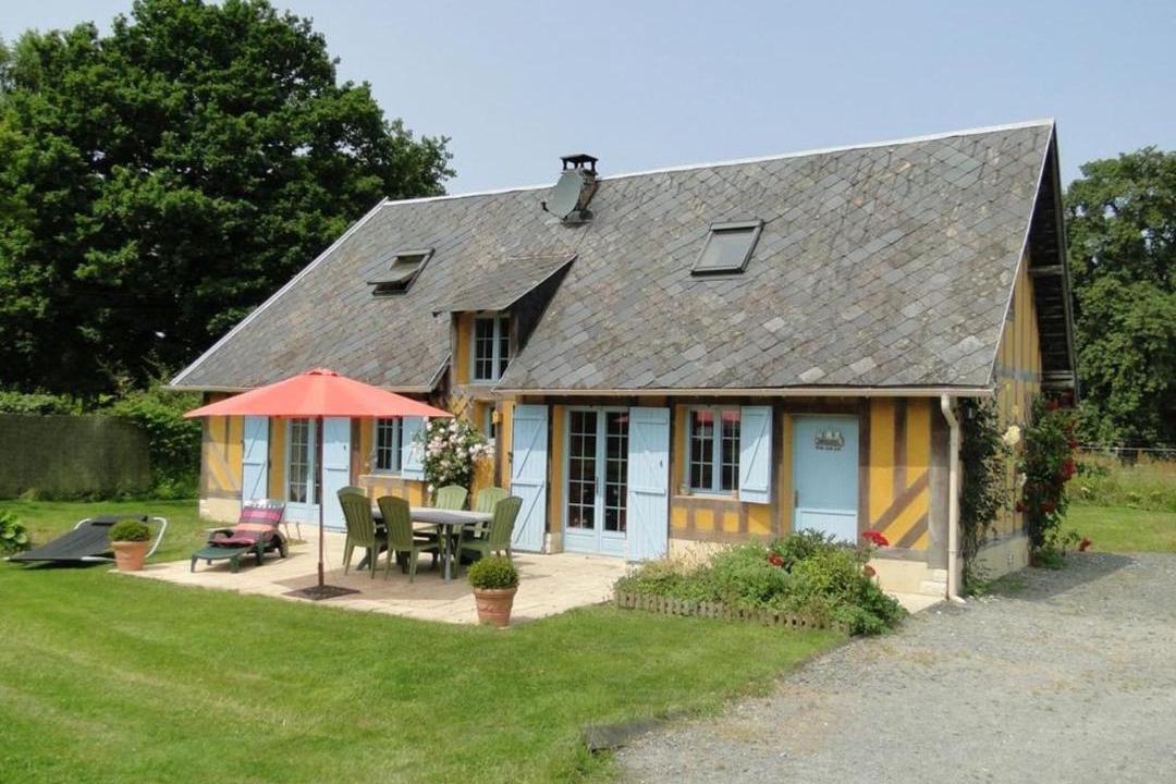 Photo of Others in Cresseveuille