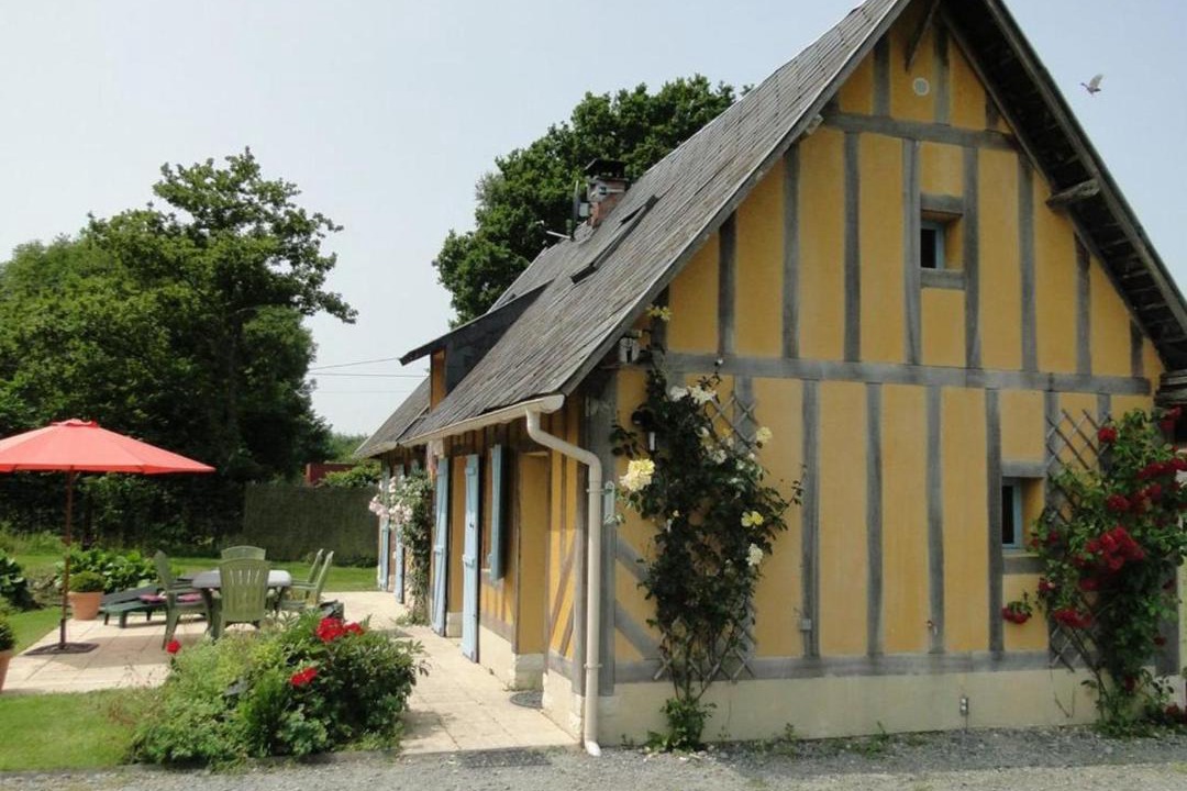 Photo of Others in Cresseveuille